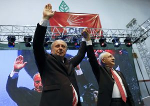 Kemal Kilicdaroglu, leader of Turkey's main opposition Republican People's Party (CHP), announces Muharrem Ince as their candidate for the upcoming snap presidential election in Ankara, Turkey, May 4, 2018. REUTERS/Umit Bektas